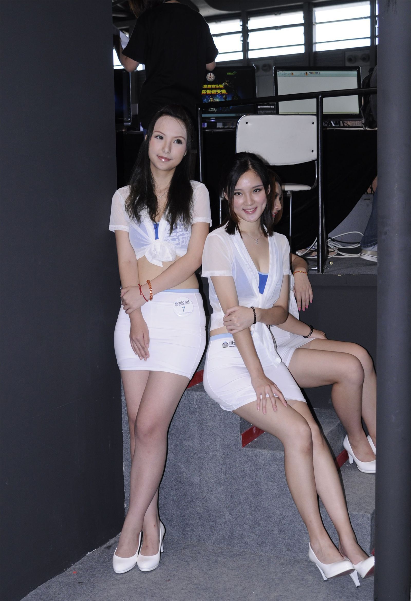 2012 ChinaJoy 世纪天成 ShowGirl 国产性感美女图片